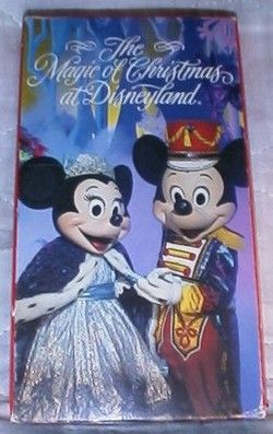 THE MAGIC OF CHRISTMAS AT DISNEYLAND Souvenir VHS 1992  