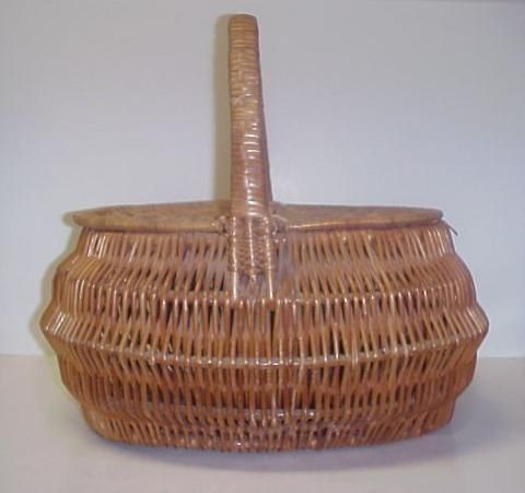 VINTAGE DOUBLE SIDED RATTAN PICNIC BASKET  