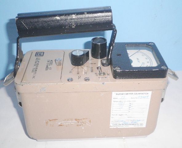 LUDLUM MODEL 17 ION CHAMBER RADIATION DETECTOR SURVEY METER  