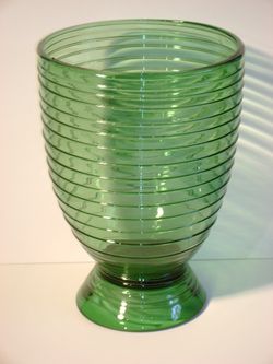 EMPOLI ART GLASS VERDE GREEN LARGE THREADED VASE 12 3/4  