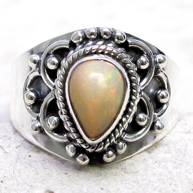 LOVELY ETHIOPIAN OPAL 925 STERLING SILVER RING Sz 8.5  