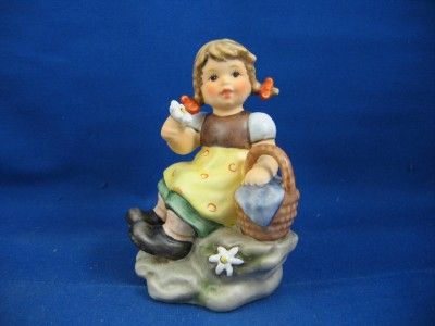 Goebel Hummel GRETL #2247 TMK 8 1st Issue MIB R3904  