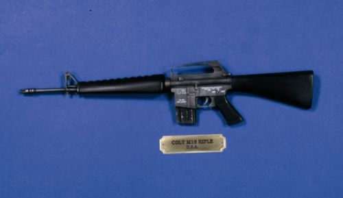 Verlinden 14 M 16 Rifle, item #2566  