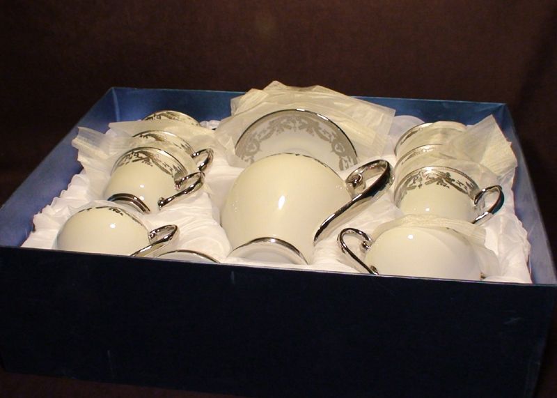 Silver Trimed Antique Design Fine Porcelain China Coffee/Tea Set 