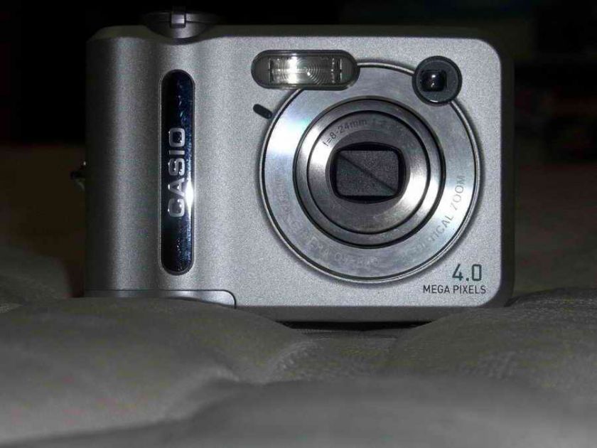 Casio QV R40 4.0 Megapixel   storage   Digital Camera  