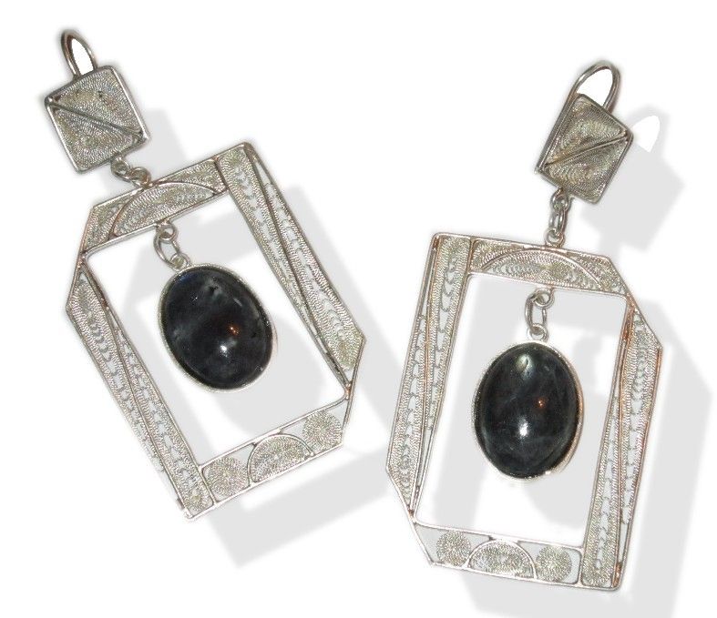 Filigree 980 Silver rectangle fine Labradorite earrings  