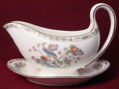 WEDGWOOD china KUTANI CRANE R4464 pattern GRAVY BOAT  