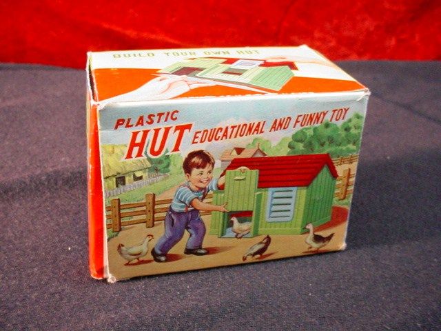   Plastic Hut CHICKEN COOP Educational Play TOY Farm Animals Cows Pigs