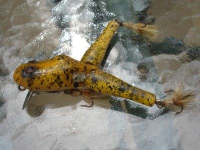 Vintage South Bend BASS ORENO Wood Fishing Lure FROG on PopScreen