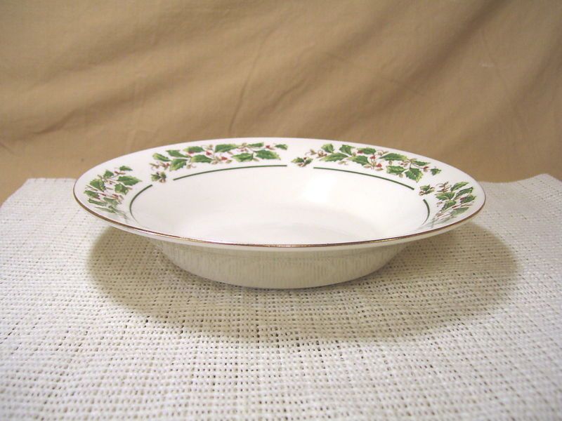 Cambridge Potteries Holly Traditions Soup Bowl  