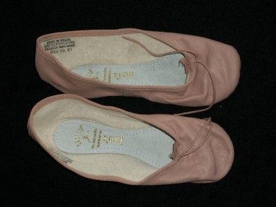 Capezio Ballet Shoe Pink 1 Q1C  