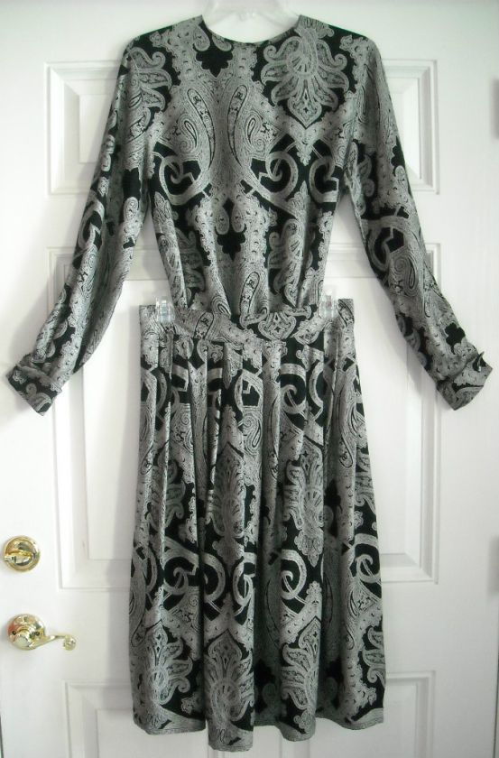 JONES NEW YORK DRESS BLACK AND WHITE PAISLEY SKIRT SET SIZE 10  