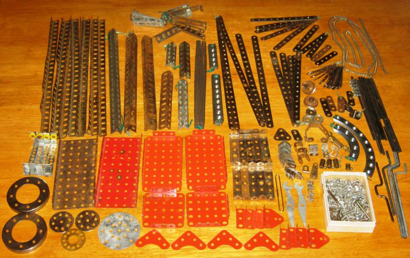 Vintage 1950 1960S A. C. Gilbert ERECTOR HUGE LOT PLAY Set +560 Parts 