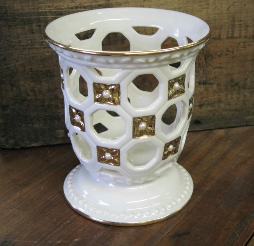 LENOX ILLUMINATIONS FLORENTINE AND PEARL CANDLE VASE  