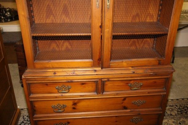 L286 VINTAGE FRENCH COUNTRY PINE CHINA CABINET  