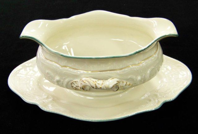 Rosenthal SANSSOUCI Gravy Boat IVORY w/Gold/Green Trim  