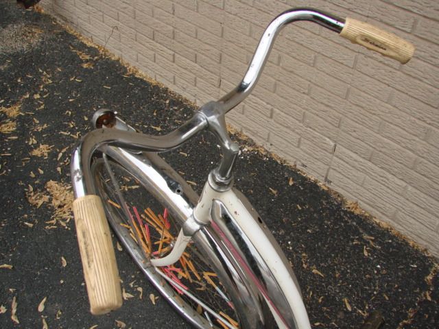 Vintage Schwinn Bike Pink White Headlight Girls Nice Collectible Old 