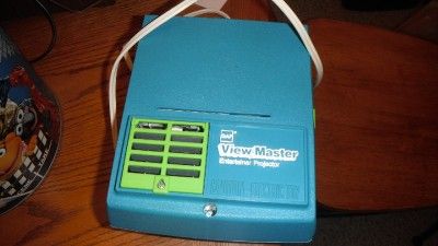 Vintage View Master and Projector 32 Reels Muppets Canister WORKING 