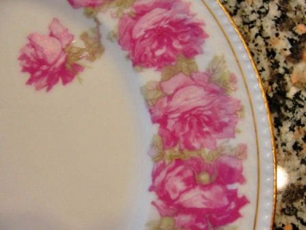   HAVILAND LIMOGES DROP ROSE DOUBLE GOLD TRIM LUNCH PLATE NO CENTER ROSE