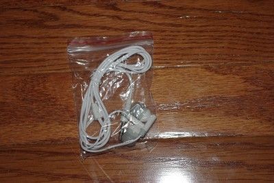   APPLE IPOD TOUCH 4th GENERATION 5 ITEM BUNDLE GRADE B USB 885909521906