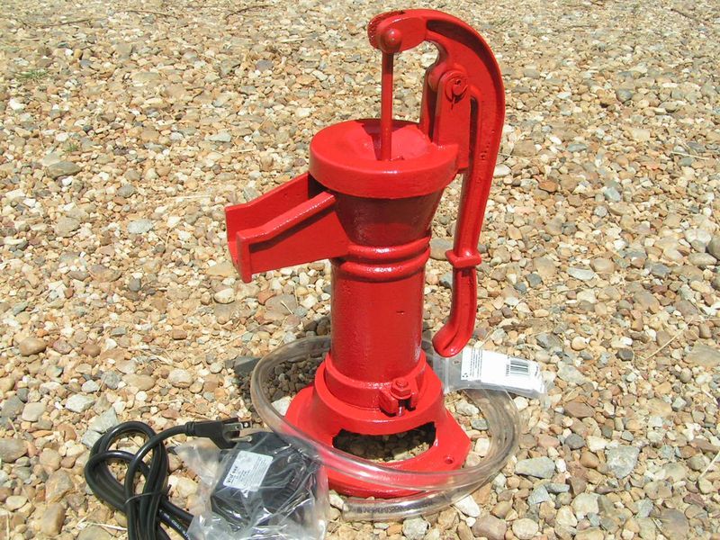 GARDEN FOUNTAIN Cast Iron Water Well Hand Pump COMPLETE set RED  