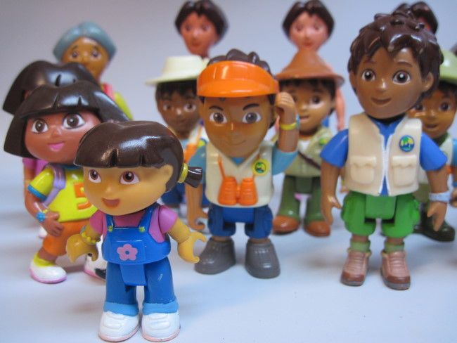 Dora The Explorer Go Diego Characters Grandma Mom Figures Great LOT 