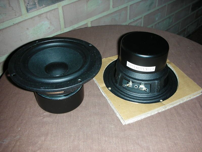 Peerless 5.5 Rubber Surround Shielded Woofer  