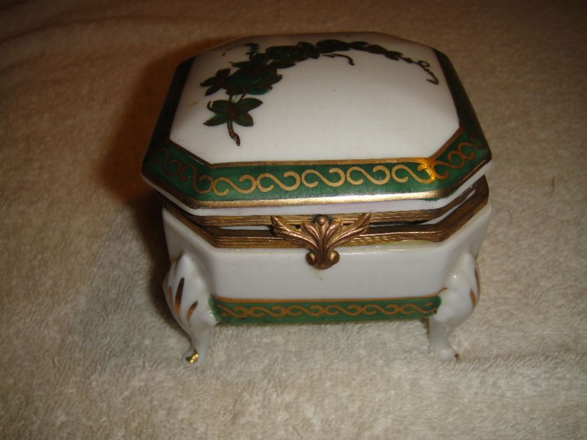   Porcelain Trinket Box La Vie En Rose Numbered 55/1126 Stamped  