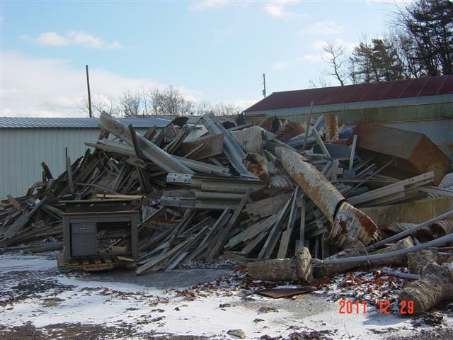 This lot consists of approximately 15 tons of miscellaneous scrap 