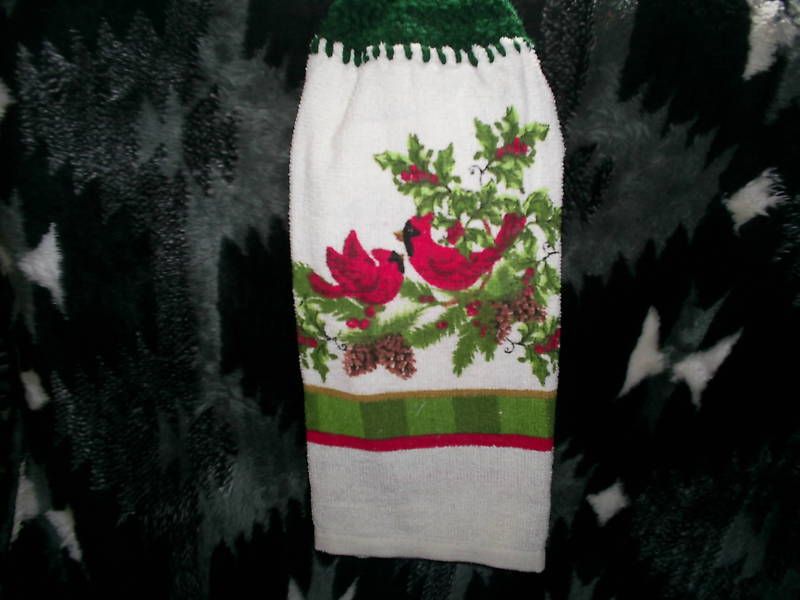 NEAT PAIR OF CARDINALS CROCHETED KITCHEN TOWEL/HUNTER G  