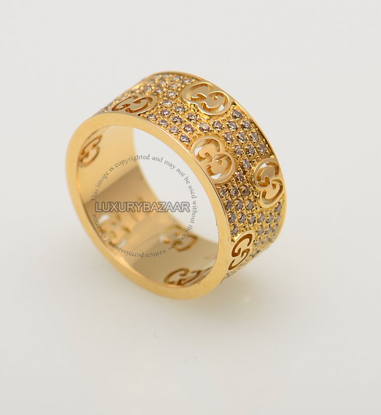 Description 18K yellow gold ring from Gucci features the Gucci logo 