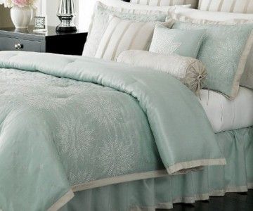 Martha Stewart Scattered Daisies 9 Piece QUEEN Comforter SET 