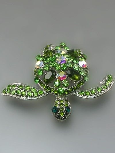 GREEN CRYSTAL RHINESTONE SEA TURTLE BROOCH PIN PENDANT FREE ZEBRA GIFT 